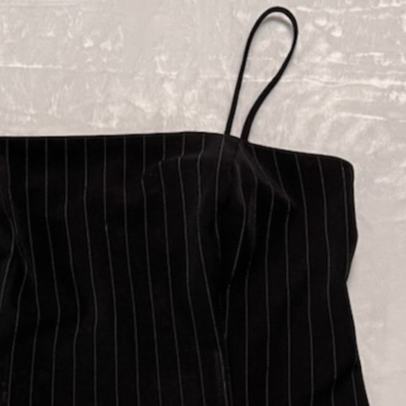 Custom Pinstripe Cropped Tank - Picture 2 of 3